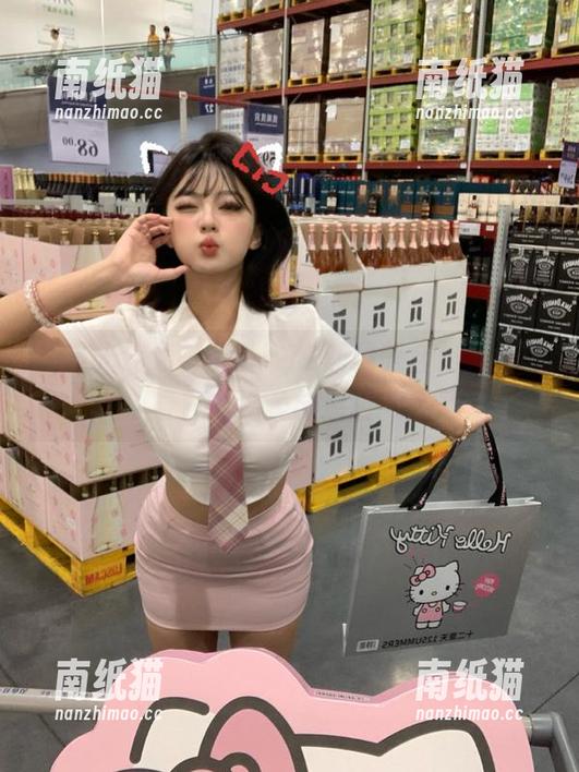 72斯 无圣光油菜花写真:72斯精美合集,叙述春日的温柔与浪漫.txt