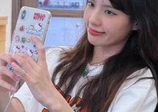 Feilin嗲囡囡 – 花嫁施忆佳KITTY：最新美图更新，成为婚纱里的“假新娘”.txt