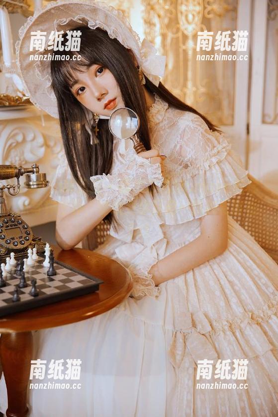 Feilin嗲囡囡-芷儿Momoko Feilin嗲囡囡 - 探索芷儿Momoko的棉袜写真世界,壁纸为你开启一段视觉旅程.txt