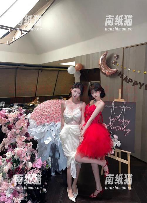 GIRLT果团网-通灵儿 GIRLT果团网 - 校服写真作品集:通灵儿用眼神和镜头捕捉到你未曾发现的校园灵动瞬间。.txt