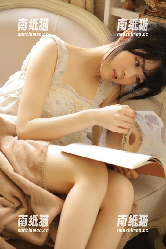 HuaYang花漾-Egg-尤妮丝Egg HuaYang花漾 - Egg-尤妮丝Egg最新黑白主题图集更新,带你感受经典与现代的融合.txt