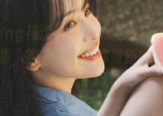 HuaYang花漾 – 聚焦心上可Flora的最新作品集，镂空之美让你重新定义现代写真艺术.txt