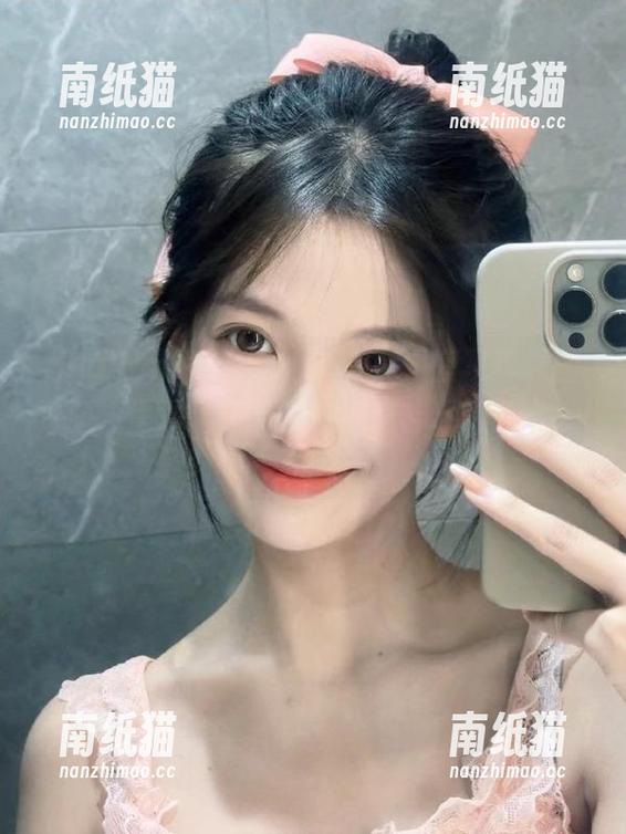 HuaYang花漾-玥儿玥er HuaYang花漾 - 玥儿玥er浴室写真原图资源,呈现她在水汽中若隐若现的诱惑.txt