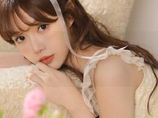 HuaYang花漾 – 最新玥儿玥er内衣私房图集，展现独特个性的艺术之美.txt