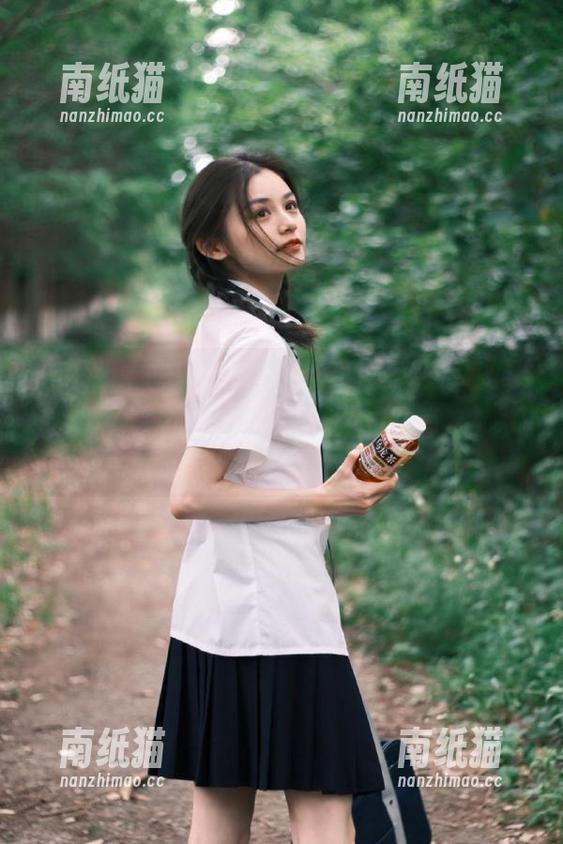 IMiss爱蜜社-小丽莎萌萌哒 IMiss爱蜜社 - 小丽莎萌萌哒红裙美图精选,见证她的成长与变化,记录下独特风采.txt