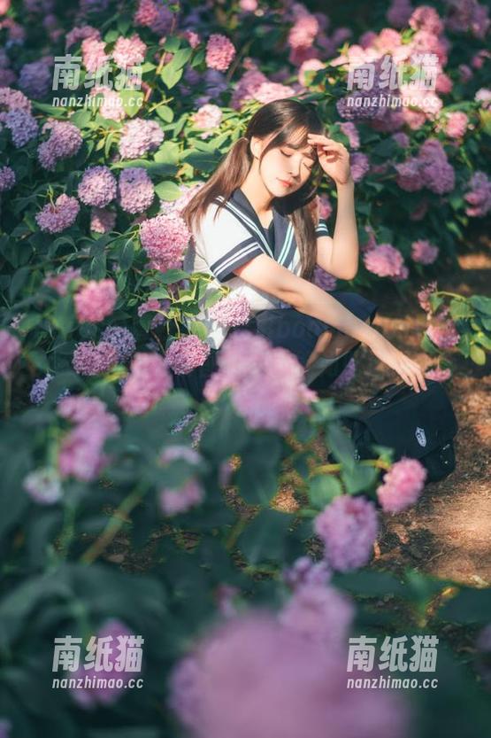 IMiss爱蜜社-若彤boomboom IMiss爱蜜社 - 当若彤boomboom遇见女孩,一组写真图片居然能如此撩拨人心弦!.txt