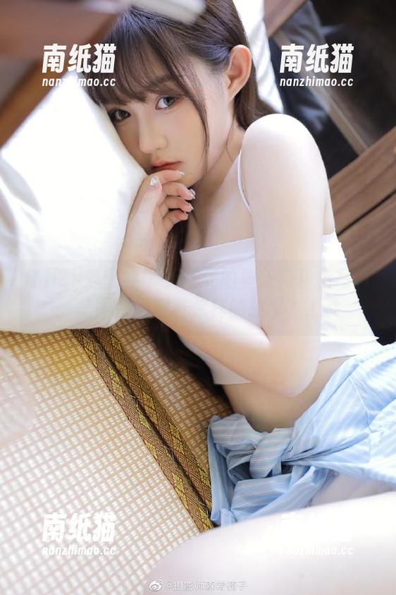 IMiss爱蜜社-黄歆苑 IMiss爱蜜社 - 无圣光的黄歆苑粉色写真,美图背后藏着怎样的故事?.txt