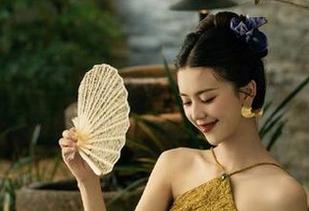微密圈 – 全套礼服写真，跟随Jessie婕西探索时尚新高度的旅程.txt