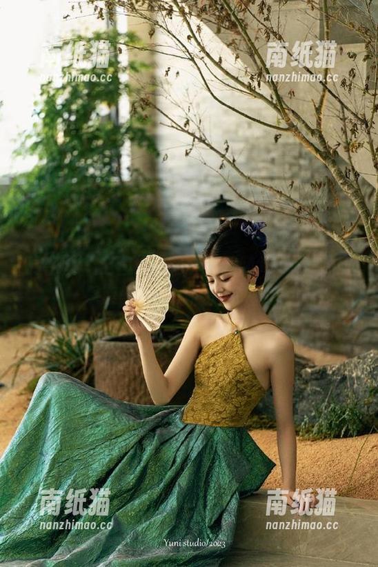 Jessie婕西 微密圈 - 全套礼服写真,跟随Jessie婕西探索时尚新高度的旅程.txt