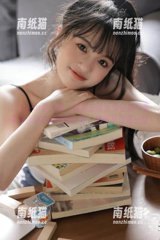 LeYuan星乐园-酸酱兔 LeYuan星乐园 - 畅游在酸酱兔空姐写真美图合集中的绚丽世界,尽情享受每一帧.txt