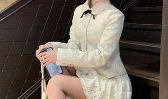 MFStar模范学院 – 白茹雪Abby的温柔写真，观看原图感受她的优雅与魅力！.txt