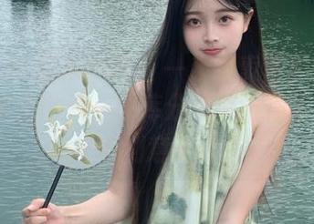 MFStar模范学院 – 一起探索薛琪琪sandy的镂空世界，图库分享带给你无限灵感与创意.txt