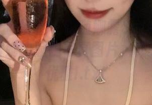 MiStar魅妍社 – 跟随娜露Selena的脚步，欣赏她的瑜伽写真图片，体验灵动与优雅!.txt