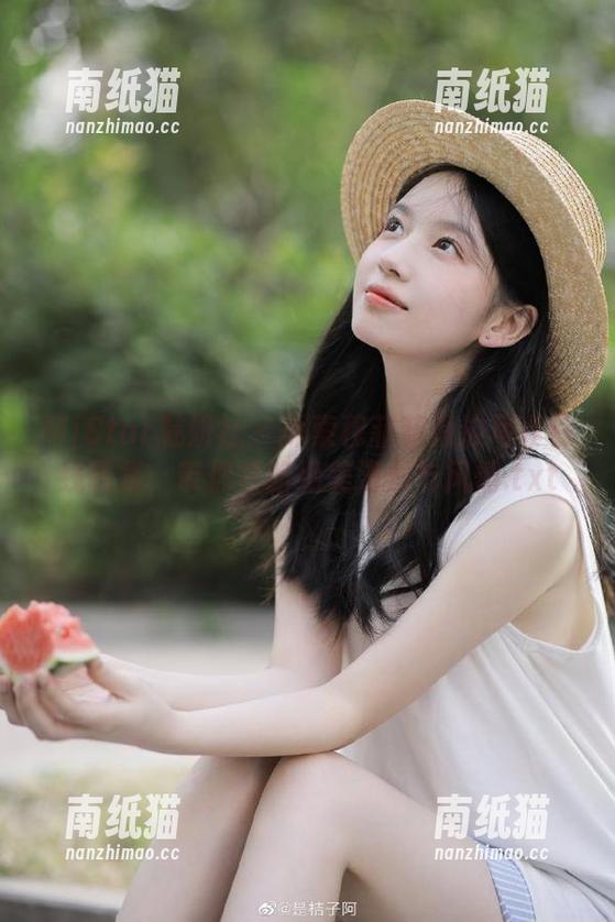 MiStar魅妍社-穆菲菲 MiStar魅妍社 - 探索穆菲菲海边写真在线图集,带你领略绝美海景与风情.txt