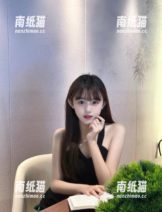 MiiTao蜜桃社-晓雪 MiiTao蜜桃社 - 探索晓雪独特的镂空美图作品,感受艺术的无穷魅力!.txt