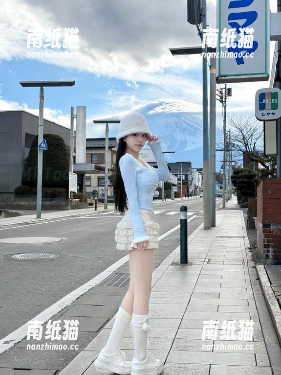 MiiTao蜜桃社-韩贝贝 MiiTao蜜桃社 - 探索无尽魅力,韩贝贝红裙写真原图免费提供下载!.txt