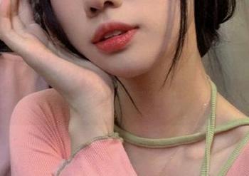 MyGirl美媛馆 – 杨晓青儿学妹私拍作品欣赏：迷人图片展现清纯气质与个性.txt