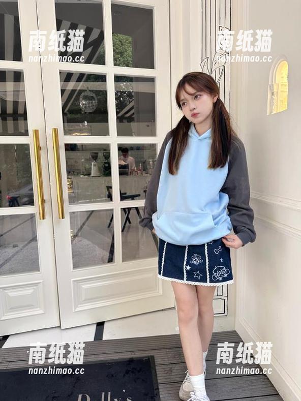 Rioko凉凉子 最新图包上线:Rioko凉凉子的婚纱风格大揭秘,看看你最喜欢哪一款?.txt