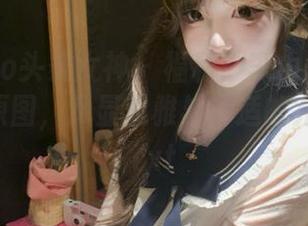 TouTiao头条女神 – 福利！李由美居家生活写真原图，尽显优雅与舒适的完美结合.txt