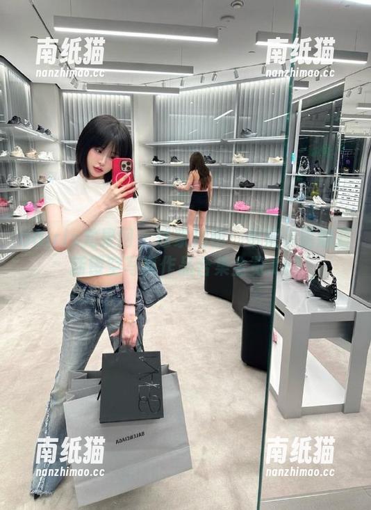 UGirls尤果网-布莱尔昆娜 UGirls尤果网 - 独家揭秘:布莱尔昆娜最新镂空写真作品合集全览.txt