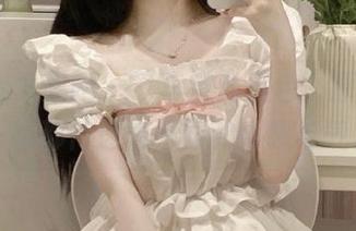 UGirls尤果网 – “李宝儿黑色”原图解析：每一张都传递着不同的情感与气息.txt