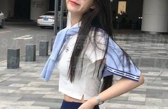UGirls尤果网 – 与李思宁共舞海边奇遇，图包让你感受夏日的狂欢！.txt