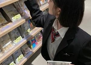 UGirls尤果网 – 瞬间捕捉：下载李颜儿的眼镜写真作品，感受青春的无限可能！.txt
