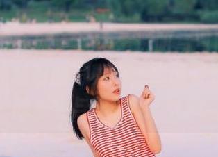 UGirls尤果网 – 沈诺馨透明写真图册：在这组局部透明的写真中，你能看到她内心的真实与挣扎吗？.txt