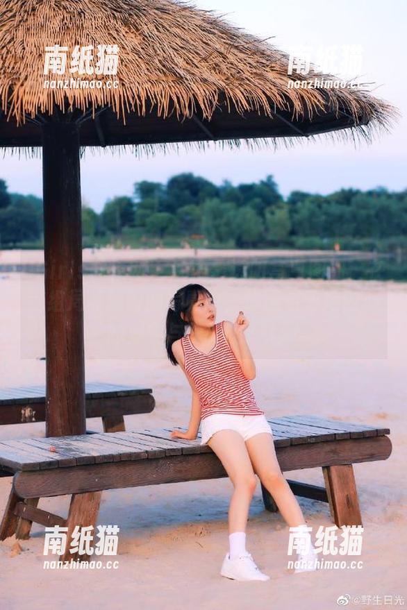 UGirls尤果网-沈诺馨 UGirls尤果网 - 沈诺馨透明写真图册:在这组局部透明的写真中,你能看到她内心的真实与挣扎吗?.txt