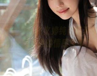 UGirls尤果网 – 许文婷纯白写真中的无圣光：原图传递的情感故事.txt