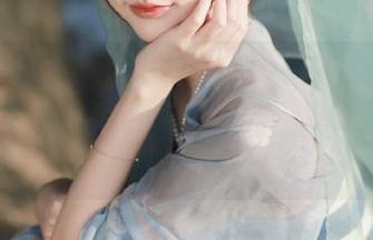 UGirls尤果网 – 探索阿依努尔瓦娅全新校服套图更新，记录青春岁月里那些值得珍藏的甜美回忆.txt