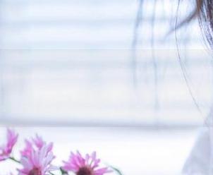 UGirls尤果网 – 感受灵魂共鸣，顾欣怡双人写真图包带你领略别样风情.txt