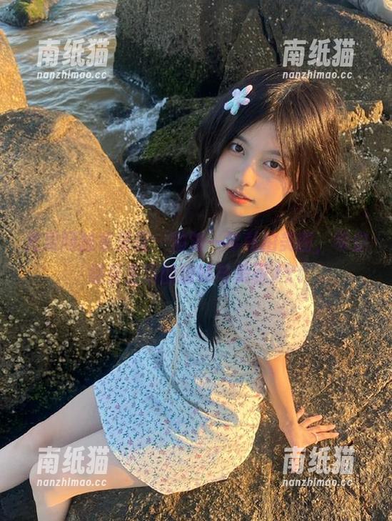 UGirls尤果网 尤果网独家呈现:匆匆一年私拍美图,带你感受生活的韵味与美丽.txt