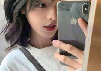 Xiuren秀人网 – BABY_柒姐姐的光影魅力：不可错过的写真套图合集！.txt