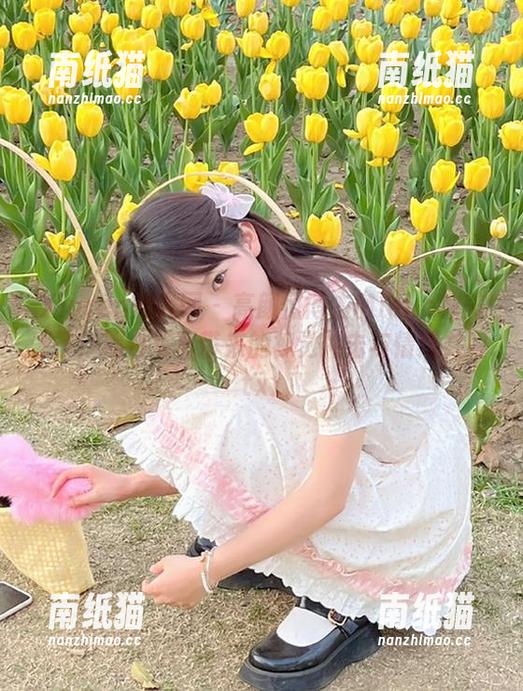 Xiuren秀人网-Mieko林美惠子 Xiuren秀人网 - 高颜值博主Mieko林美惠子:黑白写真带来的视觉冲击与情感共鸣.txt
