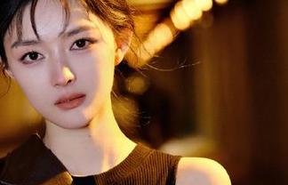 Xiuren秀人网 – 走进UU酱的豹纹世界，这个写真图包让你惊艳不已.txt