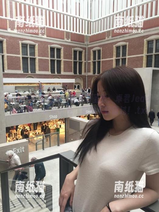 Xiuren秀人网-卓君Jeanes Xiuren秀人网 - 畅享万圣节:卓君Jeanes与她的畅销作品,福利不容错过!.txt