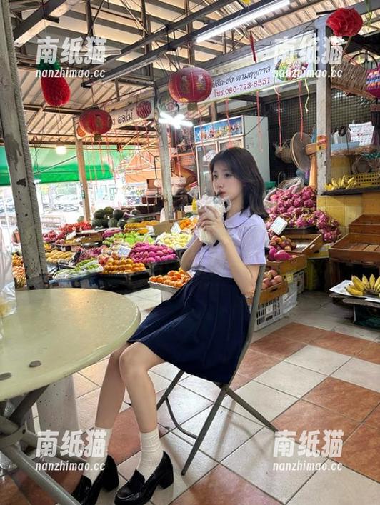 Xiuren秀人网-奶芙乔乔 Xiuren秀人网 - 欣赏奶芙乔乔的旗袍风采:高质量图片下载让你一饱眼福.txt