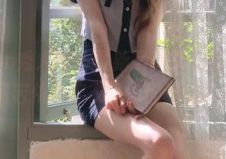 Xiuren秀人网 – 最新写真集上线，畅享欧阳若依与连衣裙的优雅瞬间.txt