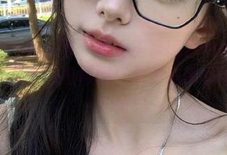 Xiuren秀人网 – 观看王馨瑶Yanni修女作品，探索她如何用艺术传递情感与哲思.txt