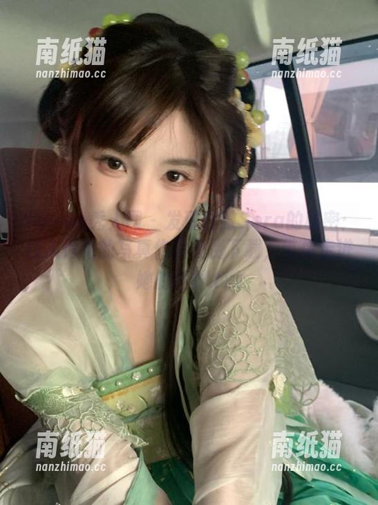 Xiuren秀人网-白微Sera Xiuren秀人网 - 发现白微Sera的秘密:让人惊艳的写真作品免费下载,带你走进她的世界.txt