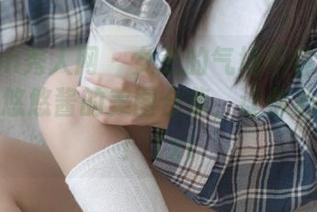 Xiuren秀人网 – 女王的气场不容小觑——萝莉悠悠酱的美图合集，让你心动不已！.txt