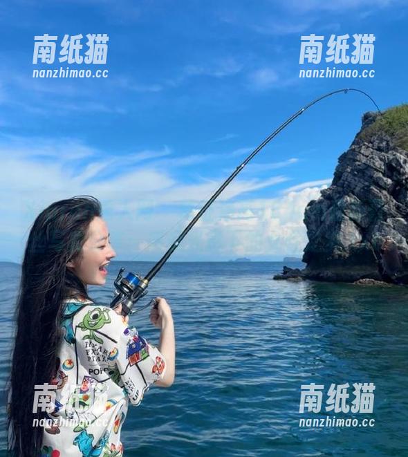 Xiuren秀人网-葛征净高184cm Xiuren秀人网 - 葛征净高184cm最新蕾丝写真分享:感受光影下的女性之美.txt