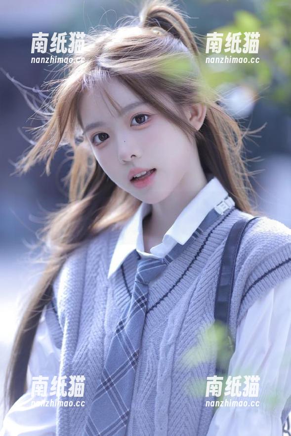 Xiuren秀人网-轩轩王子 Xiuren秀人网 - 精选黑色系:轩轩王子无与伦比的写真套图作品合集.txt