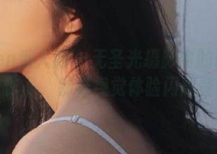 Xiuren秀人网 – 无圣光摄影中的软软酱连体衣作品，别样视觉体验闪耀登场.txt