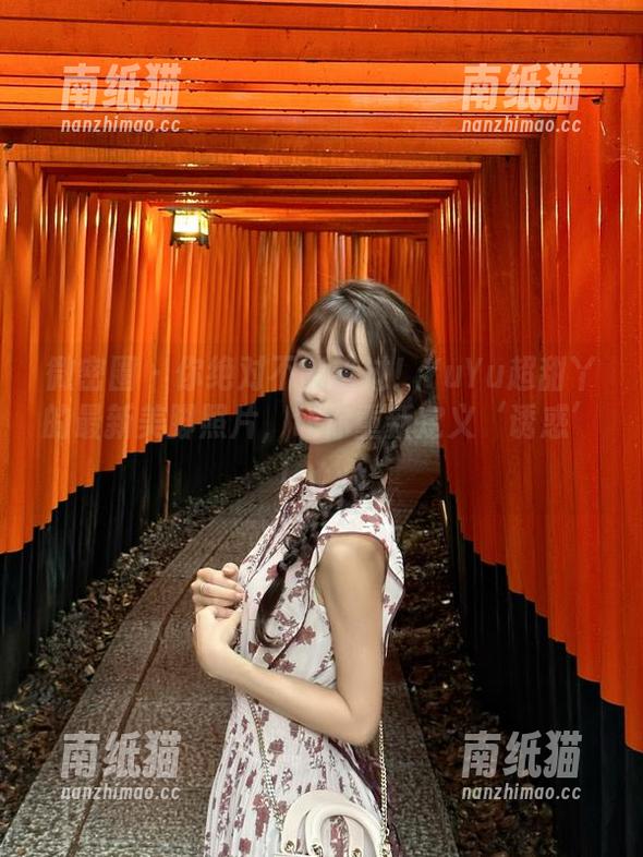 YuYu超甜丫 微密圈 - 你绝对不能错过!YuYu超甜丫的最新美脚照片,让你重新定义‘诱惑’!.txt
