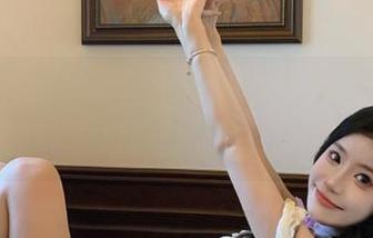 beautyleg – 最新图集大揭秘，Lina的美足让你相信美丽在脚尖！.txt