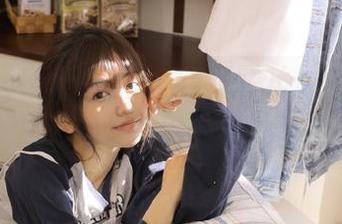 beautyleg – 想要免费的Zoey空姐精选照片？这里有你所需的完美图片！.txt