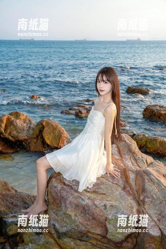 beautyleg-小玲 beautyleg - 小玲的连衣裙魅力:原图照片中展现清新与活力!.txt