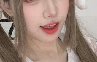 lovely呆玄的课后教室作品集：精选写真展现那些轻松自在的课堂时光.txt